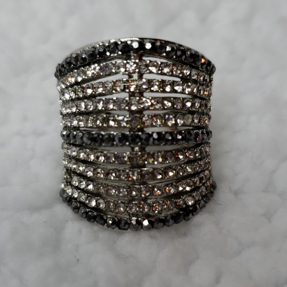 Express Ring - Picture 7 of 7